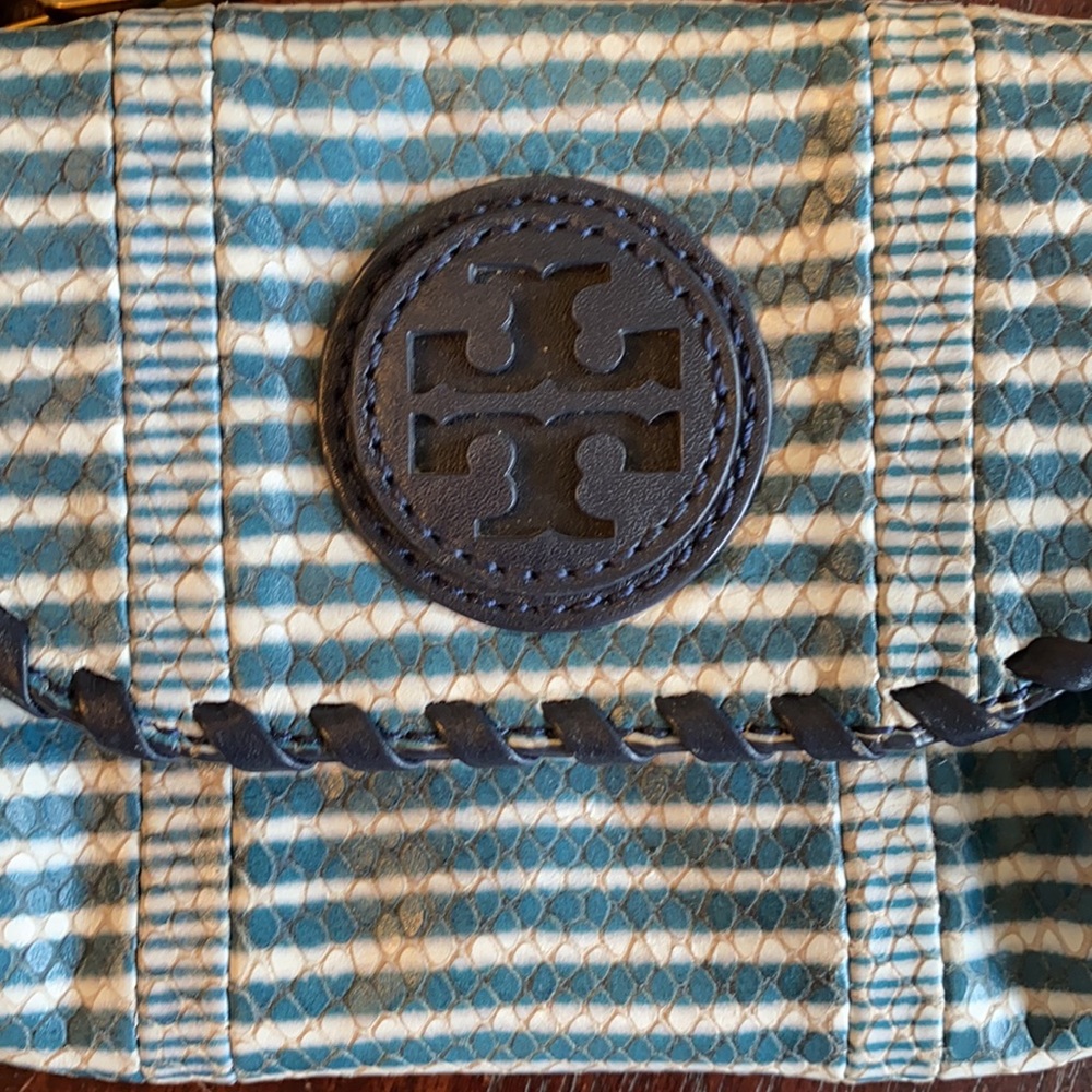 Tory Burch crossbody purse - Picture 2 of 4
